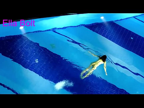 ❤️ Ich kann nicht aufhören zuzusehen, junge Blondine beim Nacktschwimmen im Pool des ELLA BOLT Resorts erwischt ☑ Homemade porn bei de.classicmebel21.ru
